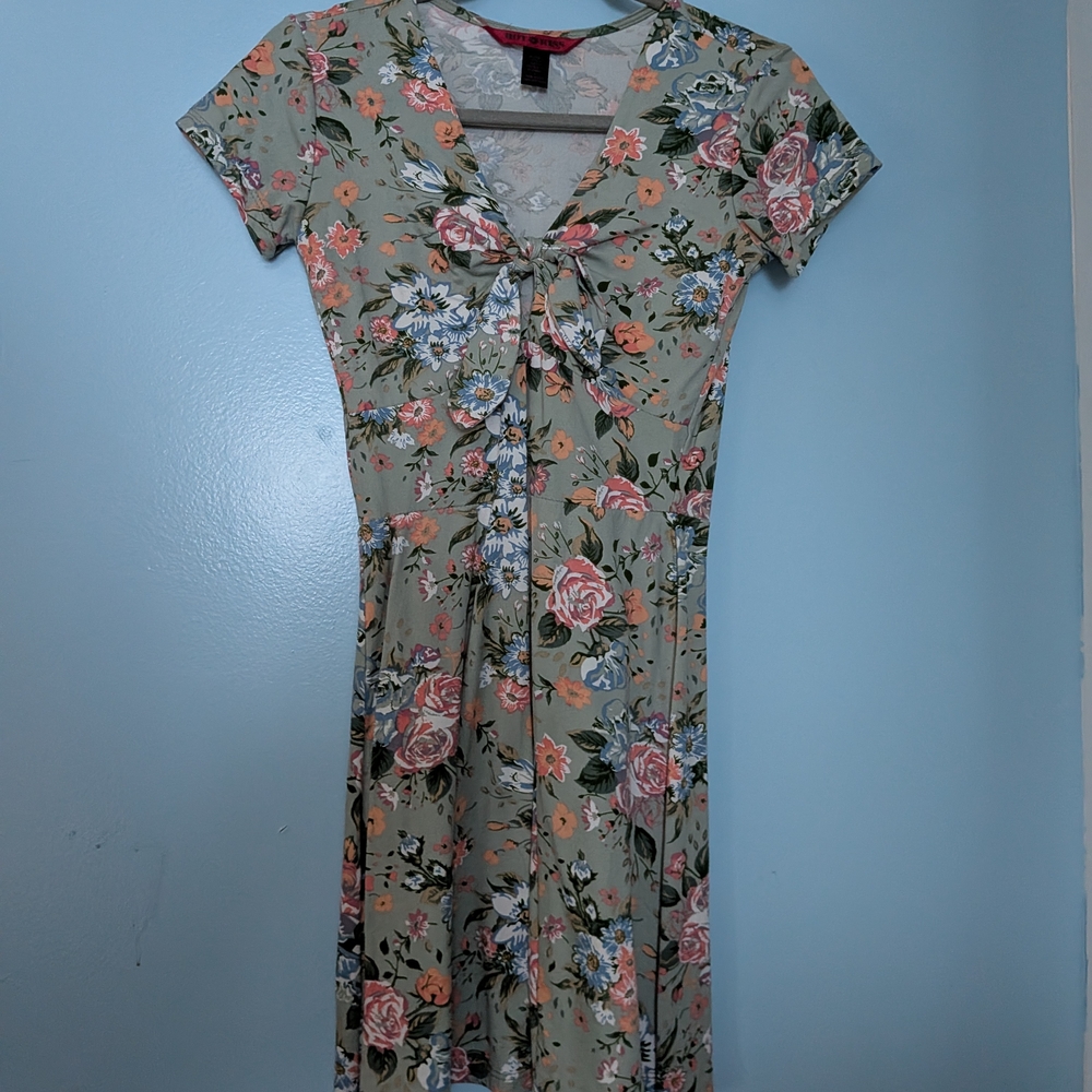 Hot Kiss Floral Tie-Front Midi Dress